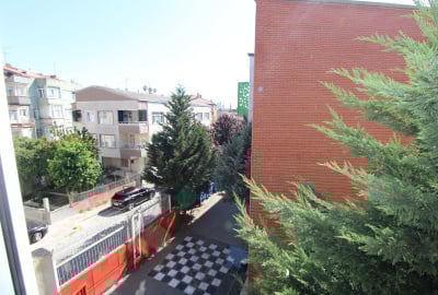 1-schlafzimmer-wohnung 1 Km Vom Meer Entfernt In Fatih Silivrikapı 3