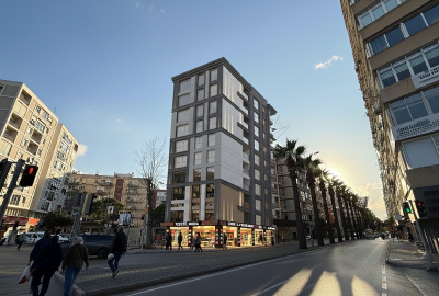 Apartment in a New Building Close to Amenities in Konak İzmir 1