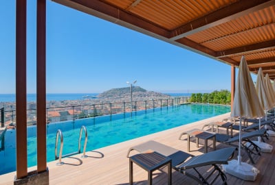 Alanya'da Avantajlı Konumda Villa Konseptinde Şık Daireler 1