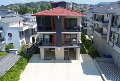 Off-plan Apartments on Advantageous Location in Yalova 1
