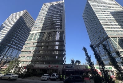 Duplex À Kadikoy Dans Complexe Avec Piscine Et Sécurité 1