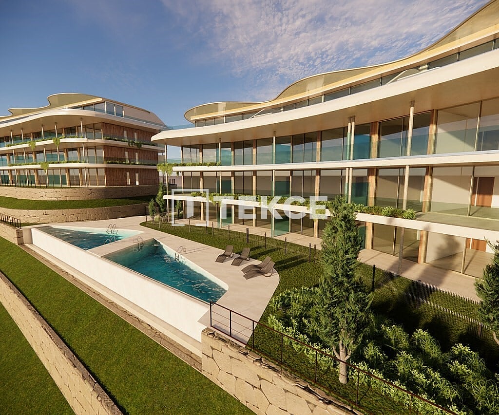 2-Bedroom Apartment with Large Terrace in Fuengirola