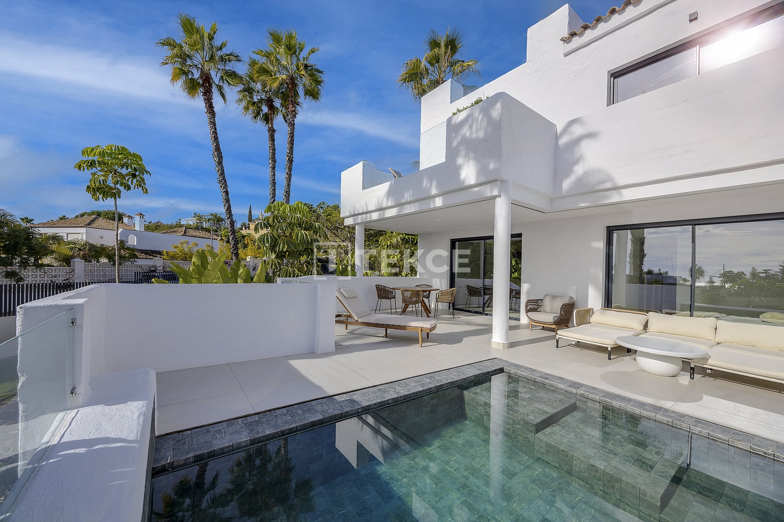 Duplex Apartments and Penthouses in Estepona El Paraíso