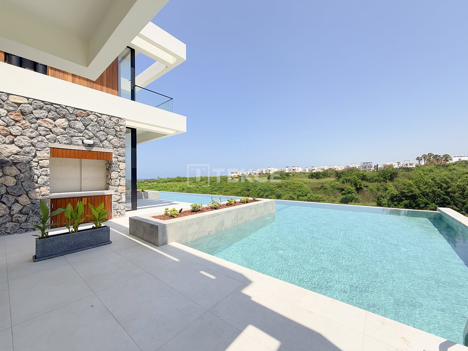 Villas in a Seafront Complex in Girne, North Cyprus