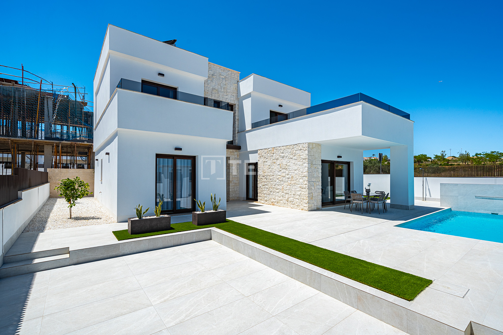 Exclusive Villas with Private Pools in Vistabella Golf Orihuela