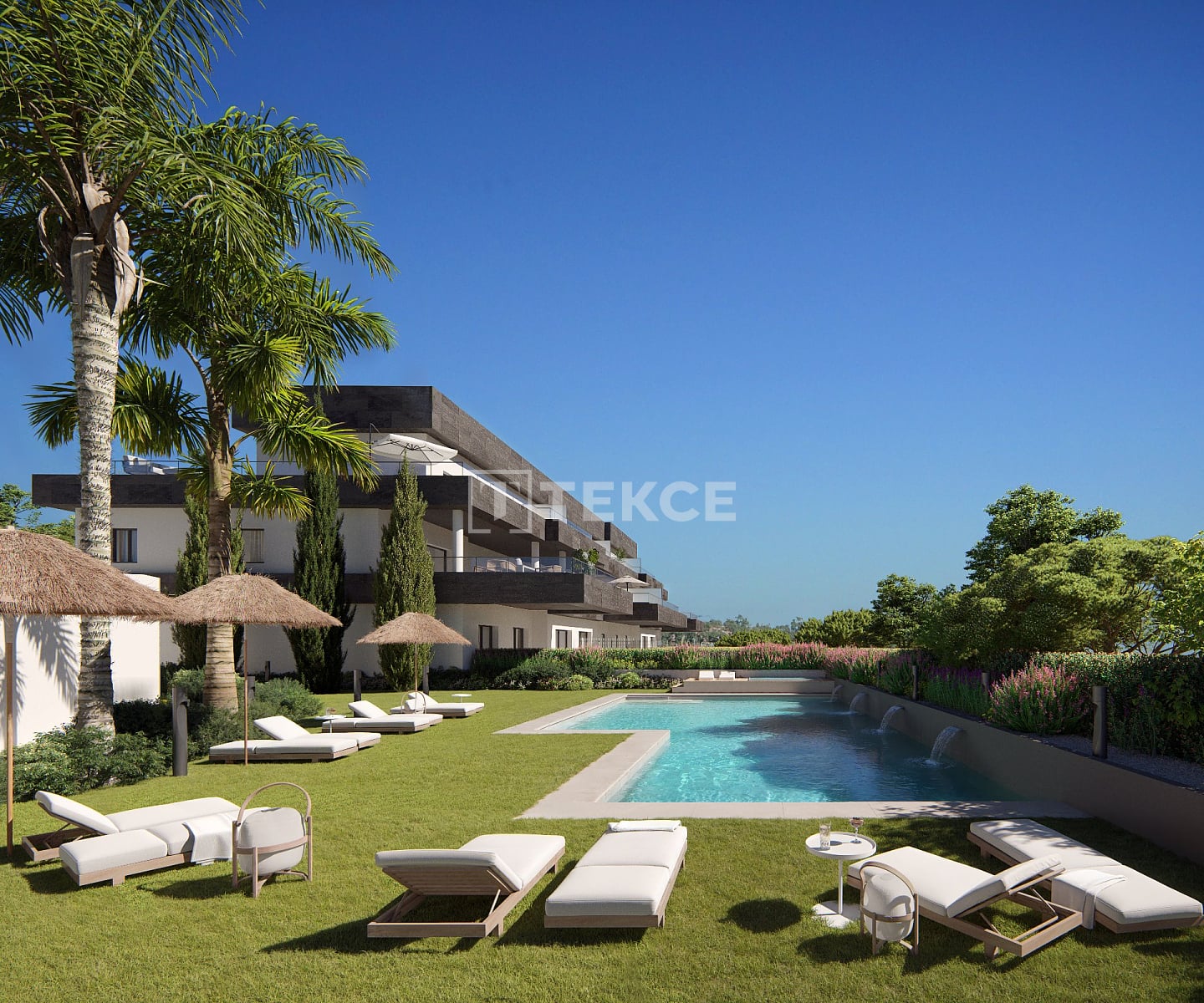 Elegant Homes Near Sea in Casares Malaga