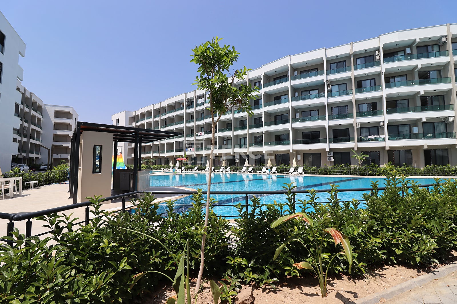 Properties in Complex with Pool Near the Sea in Tömük Mersin