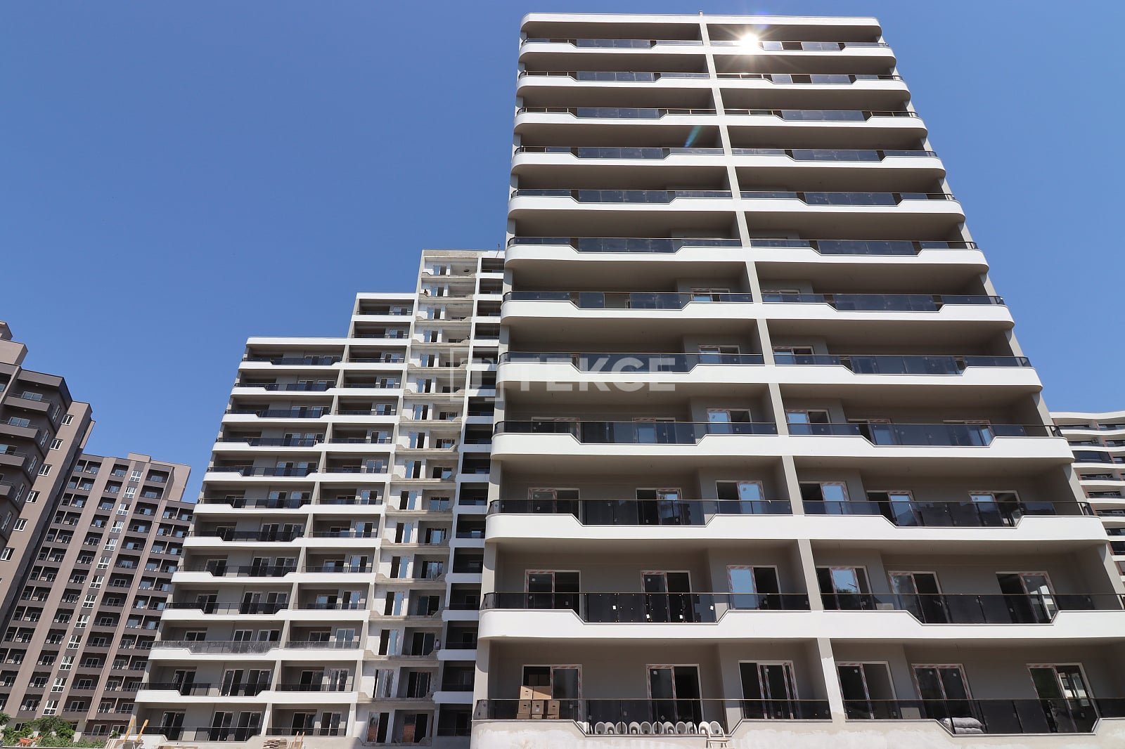 New Apartments in Mersin Arpaçbahşiş with Pool and Garden