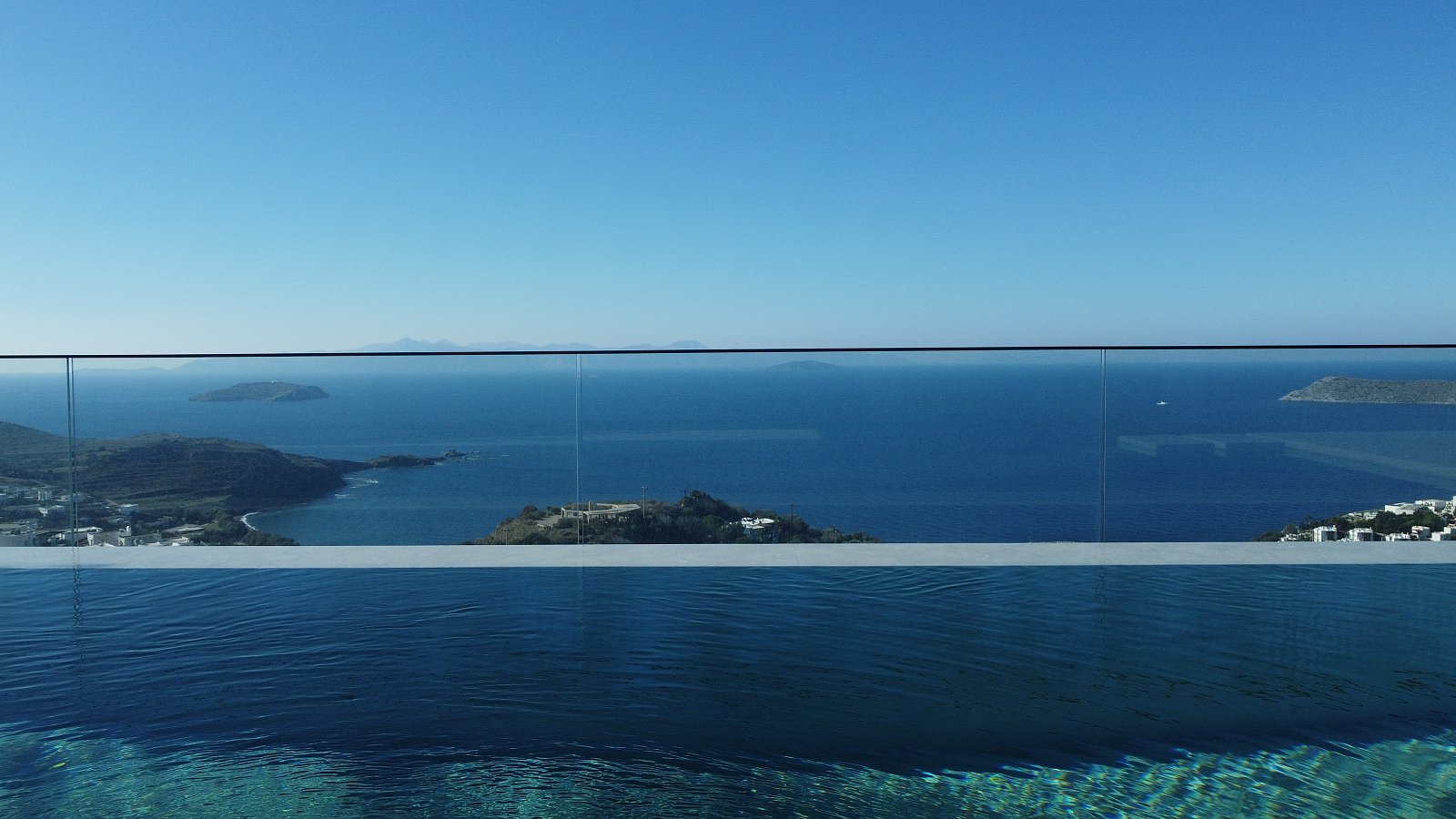 Bodrum'da Panoramik Deniz Manzaralı Müstakil Villa