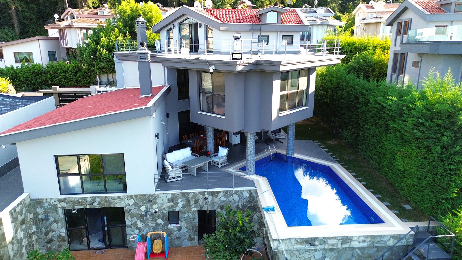 Villa 11 Zimmer 609 m² Altintas, Türkei