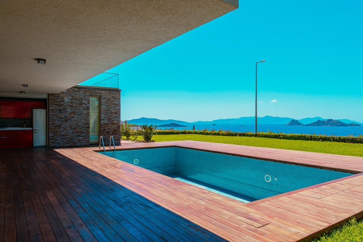 Bodrum Turgutreis'te Marina Manzaralı Müstakil Villalar