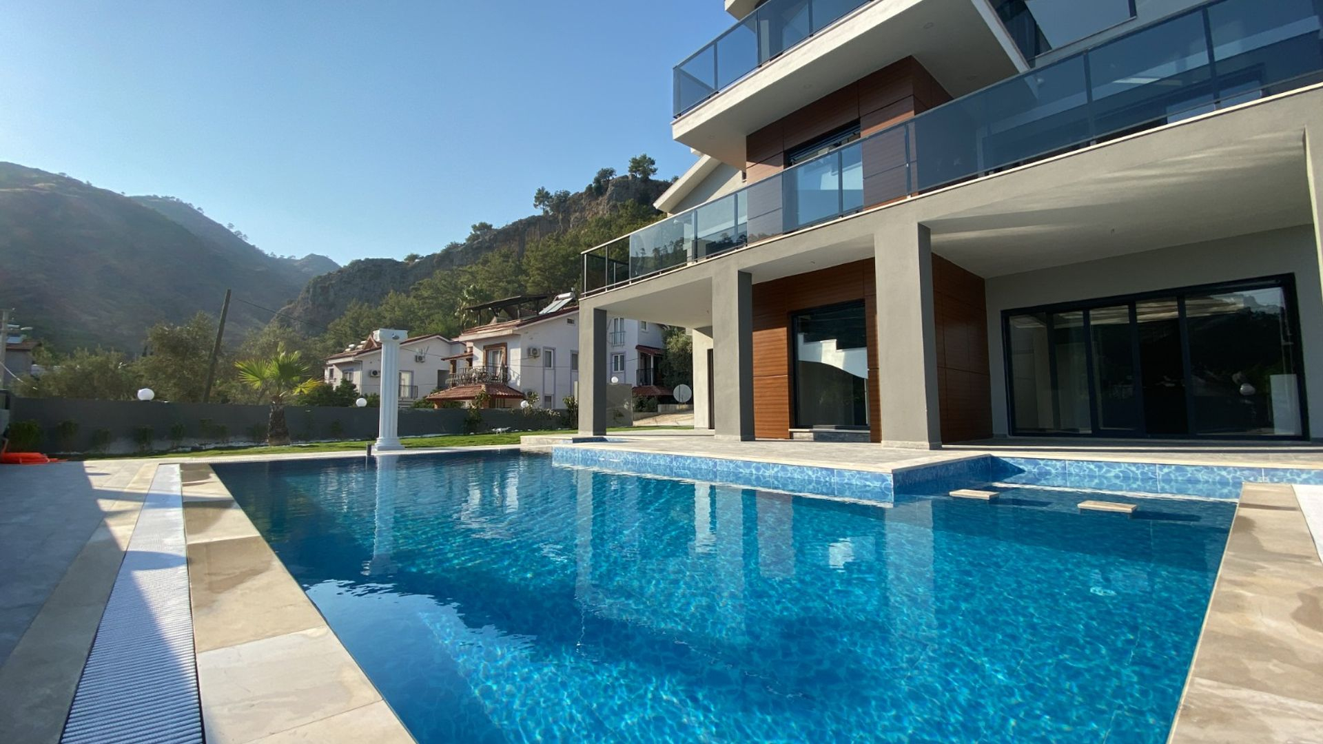 Muğla Fethiye Göcek'te Özel Havuzlu Satılık Müstakil Villa