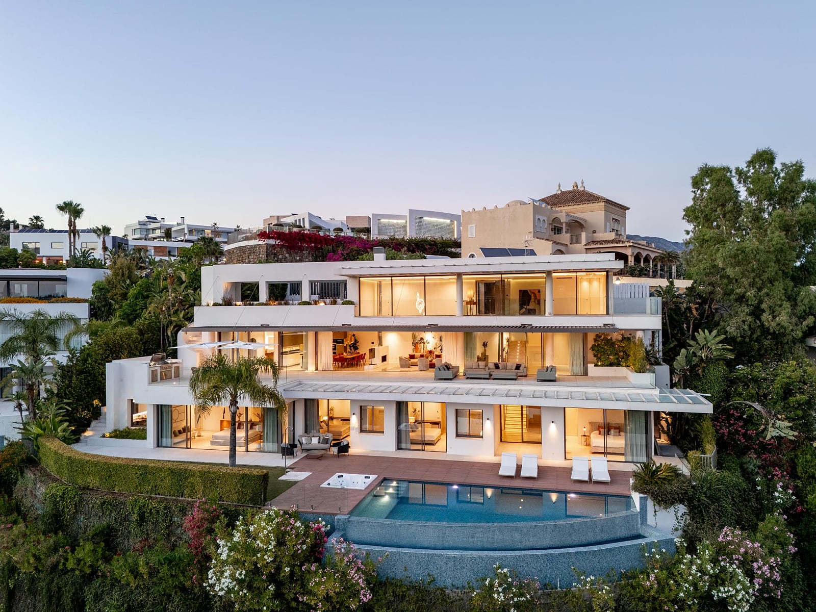 5 bedroom villa 642 m² Benahavis, Spain
