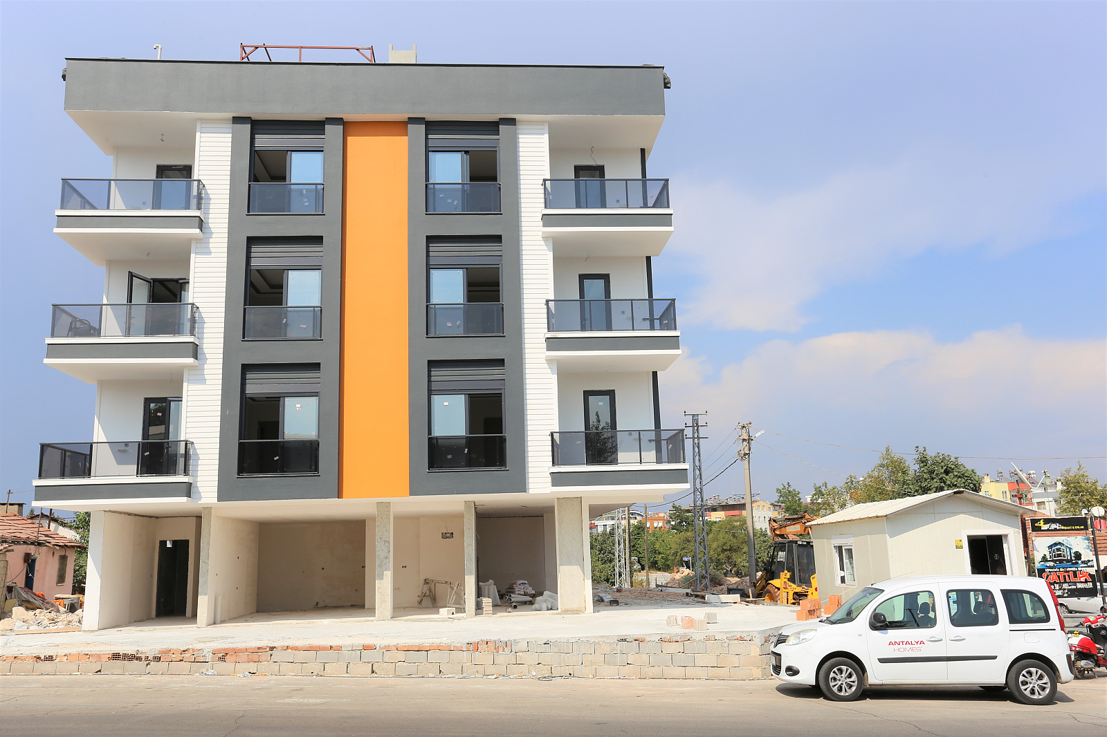 2+1 Apartments for Sale in an Advantageous Location in Kepez Antalya