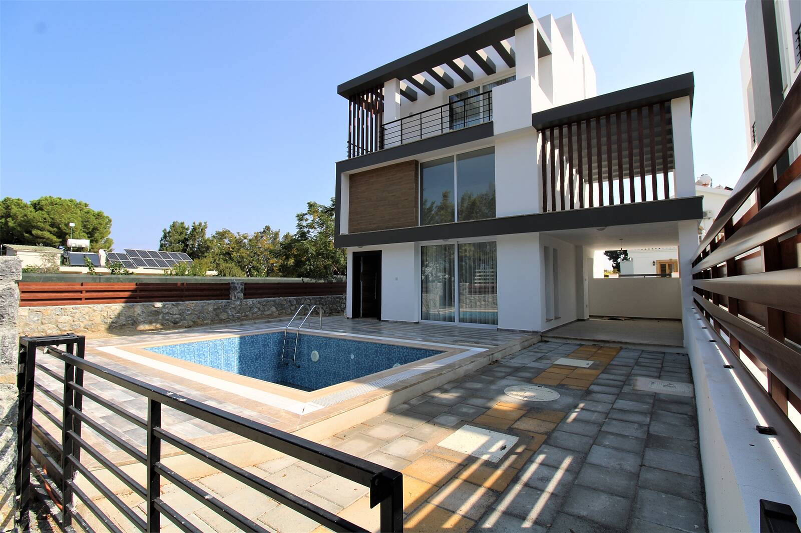 Triplex Detached Villas Near the Sea in North Cyprus Girne