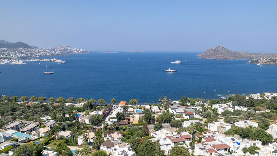 Bodrum'da Yalıkavak Marina Manzaralı Özel Havuzlu Villalar