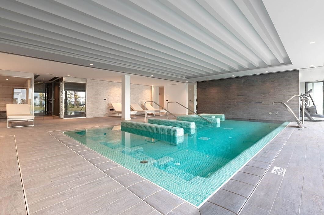 Adosado 4 habitaciones 364 m² Estepona, Španjolska