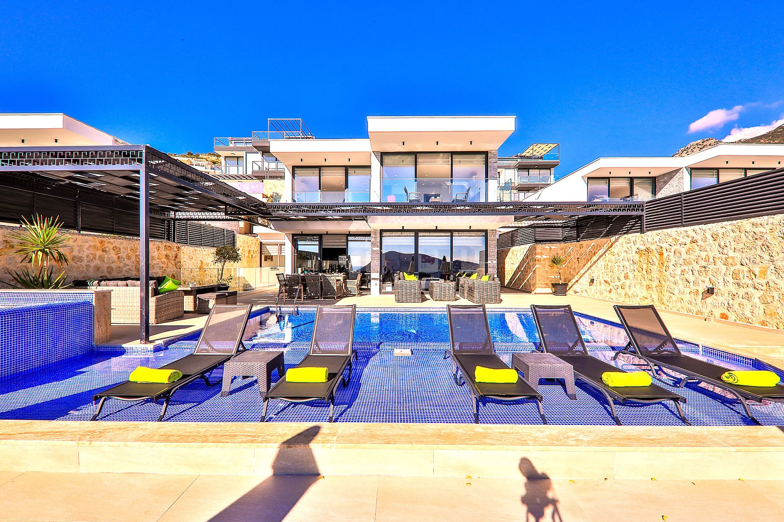 5-Bedroom Villa with High Rental Potential in Antalya Kalkan