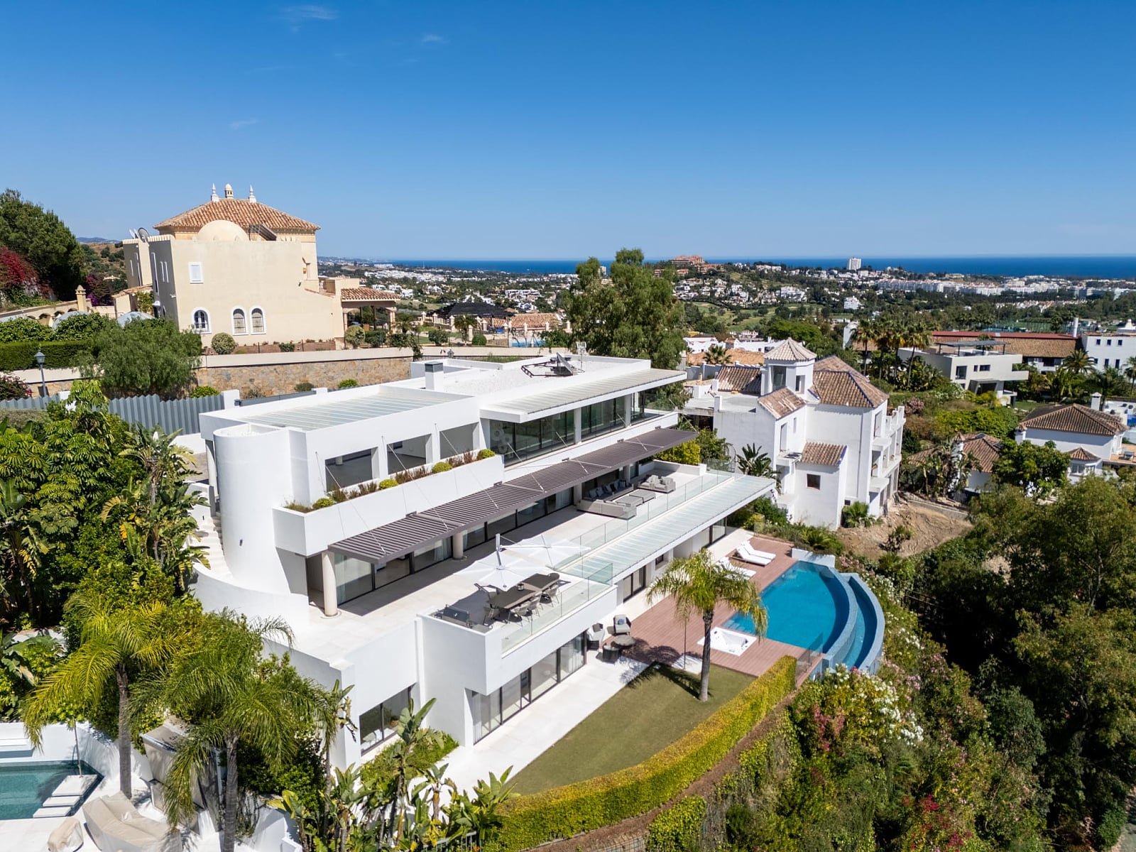 5 bedroom villa 642 m² Benahavis, Spain