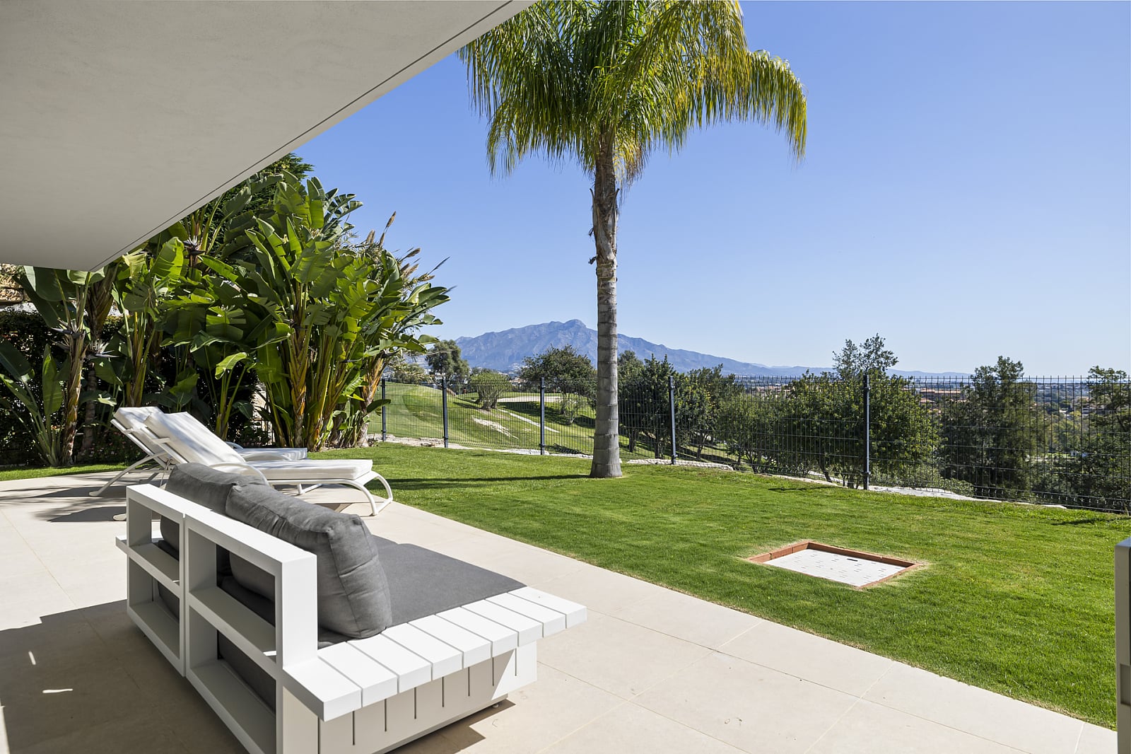 5 bedroom villa 407 m² Benahavis, Spain