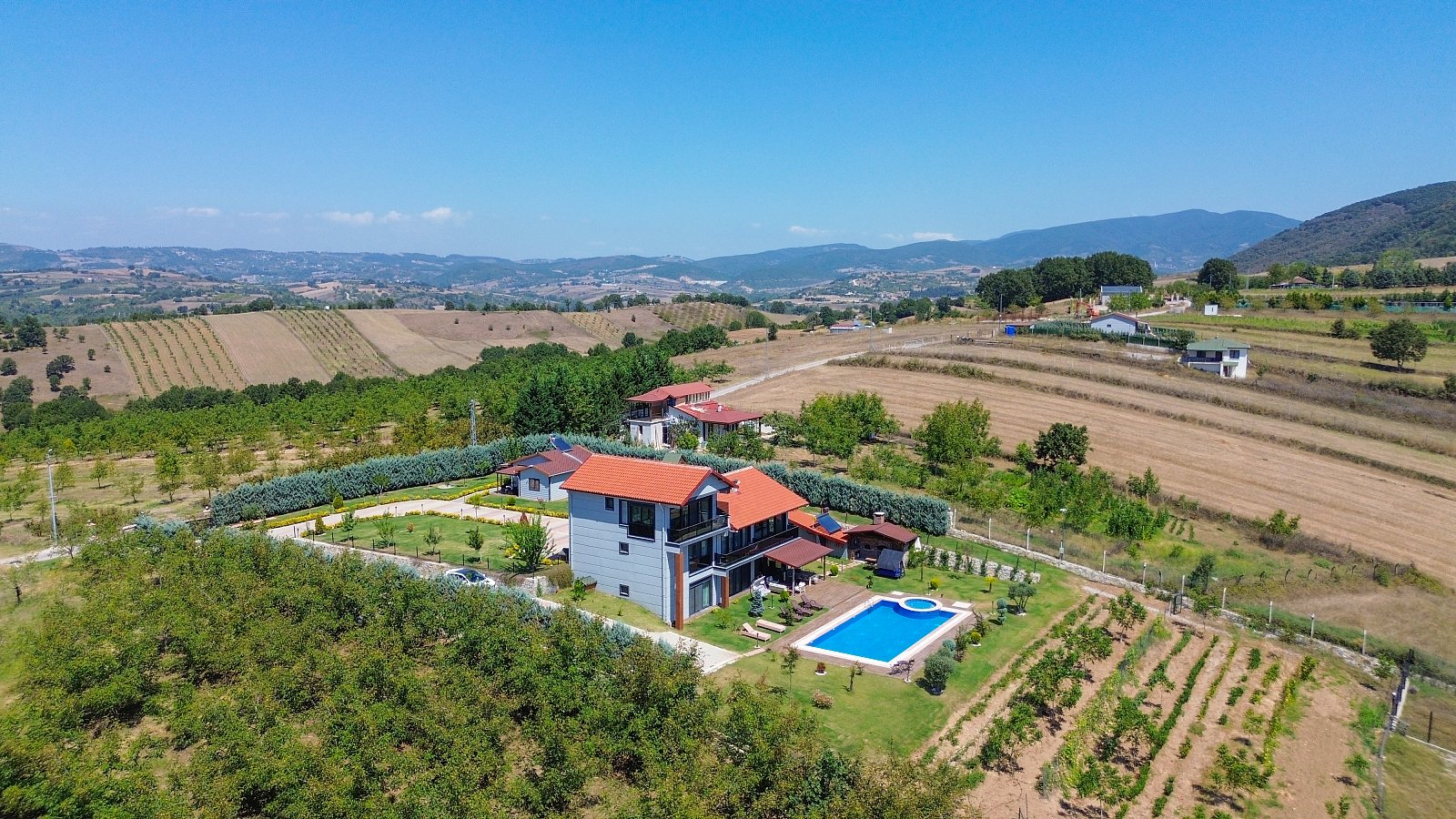 6 bedroom house 356 m² Yalakdere, Turkey