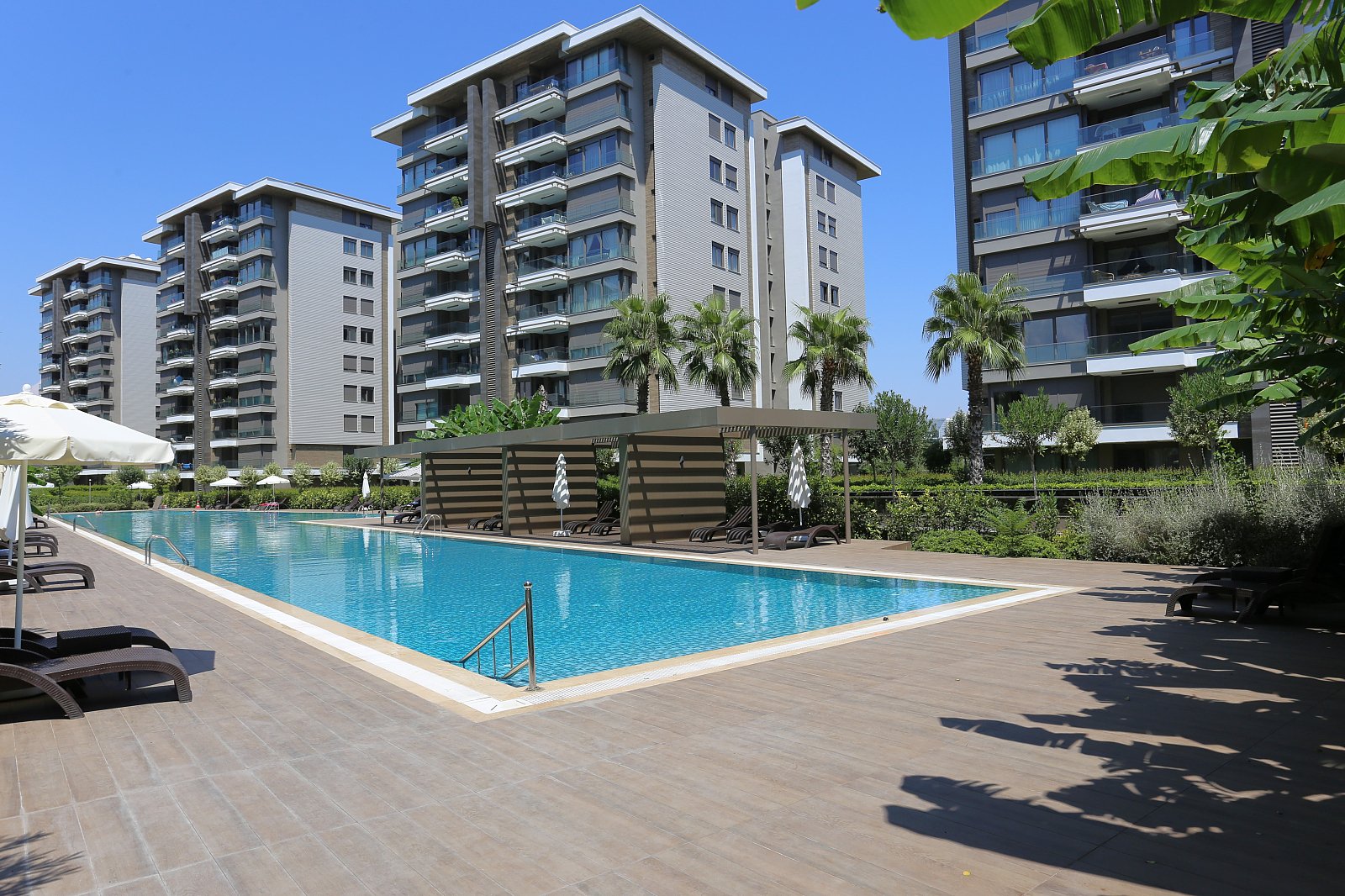 2 bedroom apartment 90 m² Konyaalti, Turkey