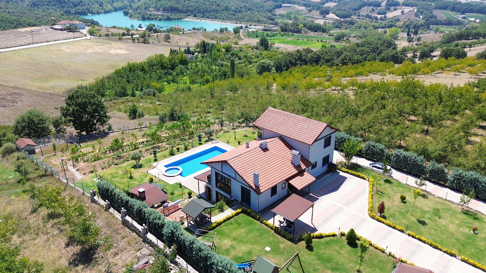 6 bedroom house 356 m² Yalakdere, Turkey