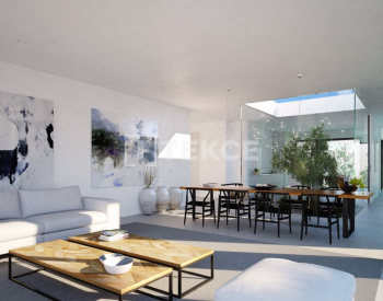 Duplex Detached Villa with Panoramic Sea View in Marbella 9