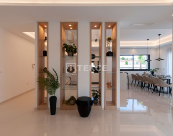 Elegant Villa with Private Pool and Solarium in Ciudad Quesada 12