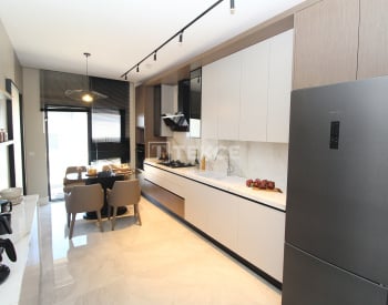 Detached and Semi-detached Villas Near the Beach in İstanbul 18