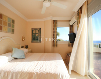 Elegant Villa Med Havsutsikt I Ett Utmärkt Läge I Benalmadena 25