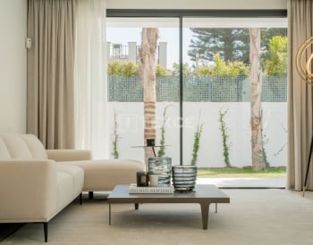 Zeezicht Huizen Op Exclusieve Locatie Nabij Strand In Marbella 11