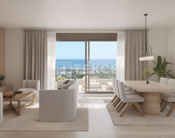 Apartments in Estepona with Terraces That Overlook the Sea 7
