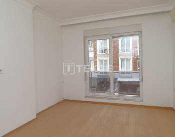2-bedroom Furnished Flat in a Complex with Pool in Konyaalti 12