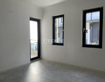 Villa Con Piscina Comunitaria En Un Entorno Natural En Kemer Antalya 25