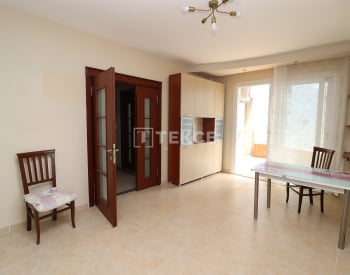 Mersin Mezitli’de Denize Yakın Geniş Oturumlu Eşyalı Daire 11