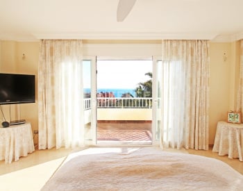 Elegant Villa Med Havsutsikt I Ett Utmärkt Läge I Benalmadena 30
