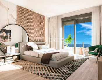 Casares'te Golf Sahasına Yakın Geniş Tasarımlı Daireler 10