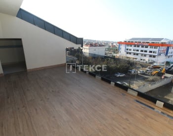 Detached and Semi-detached Villas Near the Beach in İstanbul 24