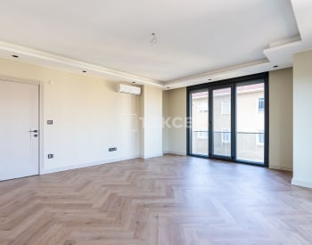 Kadıköy Kozyatağı'nda Tamamen Yenilenmiş Anahtar Teslim Daire 10