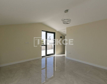 Villa Triplex Con Lujoso Diseño En Complejo En Antalya Belek 14