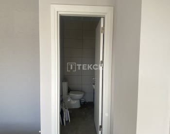 Sklepy W Pobliżu Transportu Publicznego W Stambule Kadıköy 15