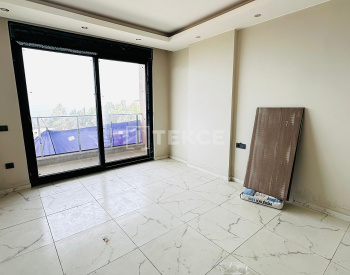Panoramic City View Apartments Near the Sea in Alanya 10