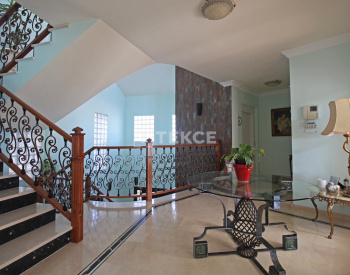 Elegant Villa Med Havsutsikt I Ett Utmärkt Läge I Benalmadena 40