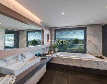 Vista Al Castillo Y Piscina Privada Villas Independientes En Bodrum 10