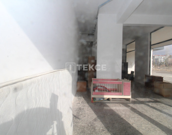 Geschäft Zum Verkauf An Der Hauptstraße In Ankara Gölbaşı 7