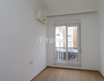 2-bedroom Furnished Flat in a Complex with Pool in Konyaalti 15
