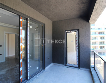Apartments in a Complex with a Swimming Pool in Bursa 14