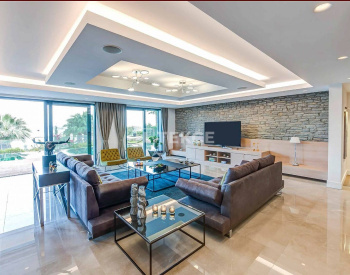 Vista Al Castillo Y Piscina Privada Villas Independientes En Bodrum 5