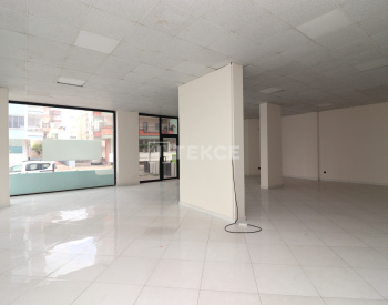 Commercial Property with Spacious Car Parking Area in Mersin 5